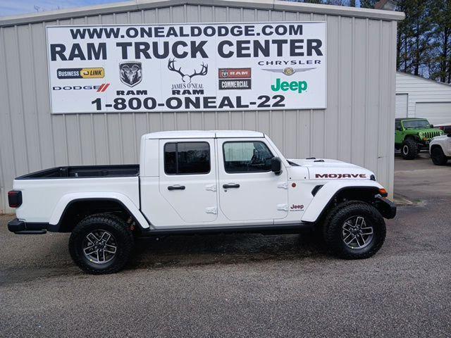 2026 Jeep Gladiator GLADIATOR MOJAVE X 4X4 2026 Jeep Gladiator GLADIATOR MOJAVE X 4X4