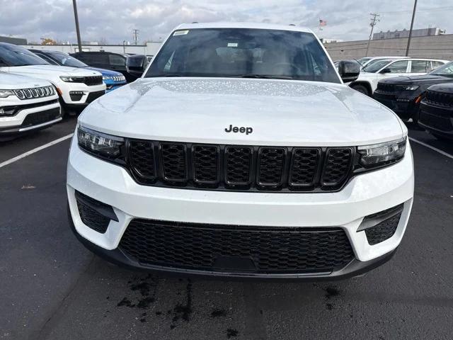 2025 Jeep Grand Cherokee Altitude X 4x4