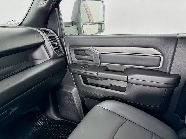 2026 Ram 3500 Chassis Cab Tradesman/Big Horn