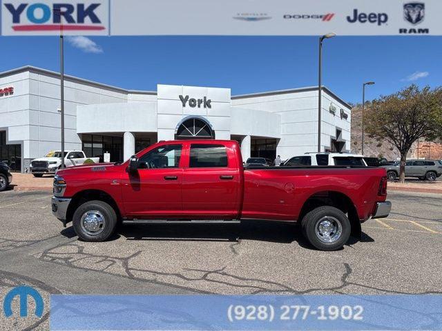 2026 RAM Ram 3500 RAM 3500 TRADESMAN CREW CAB 4X4 8 BOX