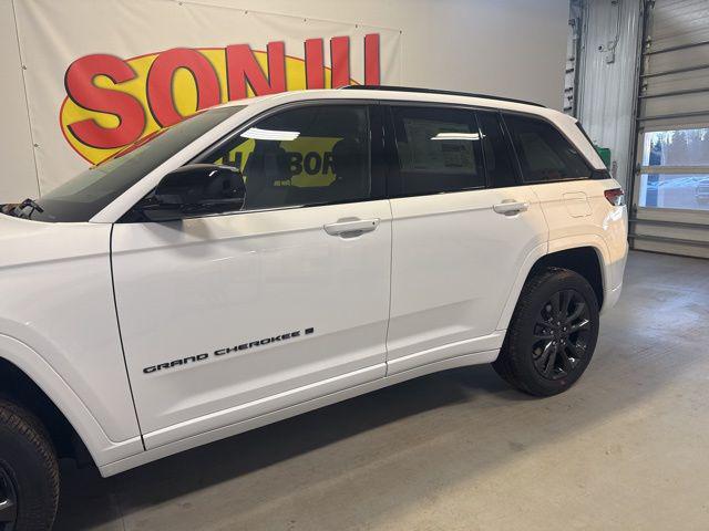 2026 Jeep Grand Cherokee GRAND CHEROKEE LIMITED RESERVE 4X4