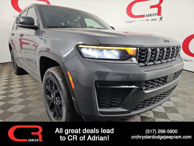 2026 Jeep Grand Cherokee GRAND CHEROKEE L LAREDO ALTITUDE 4X4