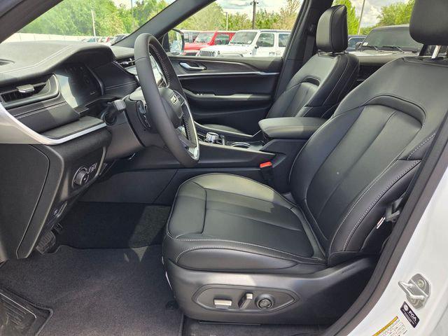 2026 Jeep Grand Cherokee GRAND CHEROKEE L LIMITED 4X2