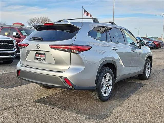 2021 Toyota Highlander LE