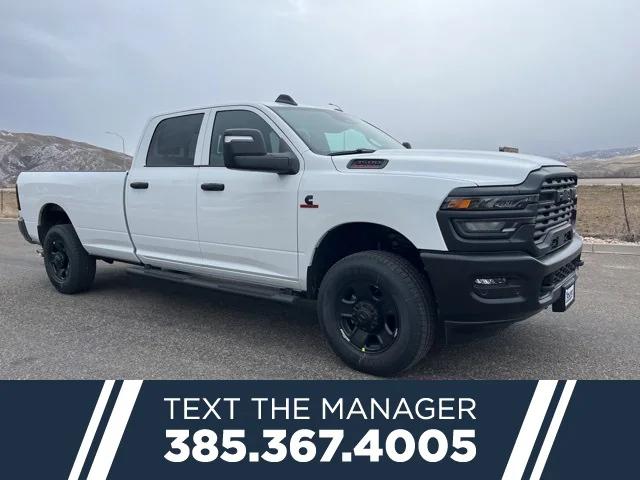 2026 RAM Ram 3500 RAM 3500 TRADESMAN CREW CAB 4X4 8 BOX
