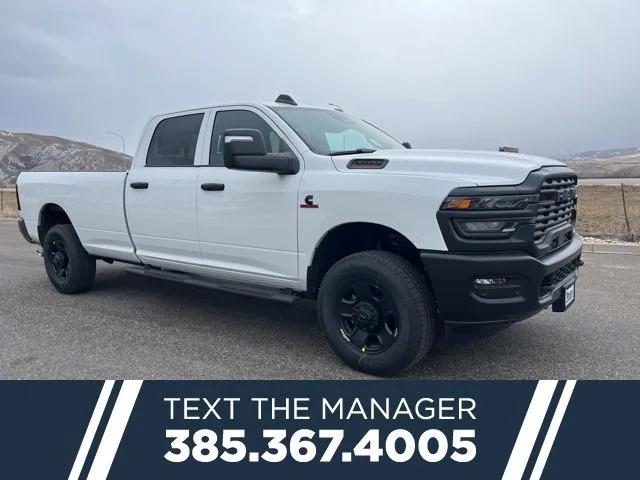 2026 RAM Ram 3500 RAM 3500 TRADESMAN CREW CAB 4X4 8 BOX