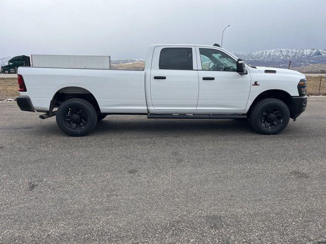 2026 RAM Ram 3500 RAM 3500 TRADESMAN CREW CAB 4X4 8 BOX
