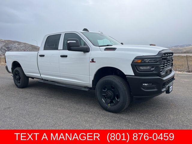 2026 RAM Ram 3500 RAM 3500 TRADESMAN CREW CAB 4X4 8 BOX