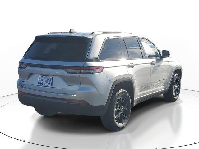 2026 Jeep Grand Cherokee Altitude 4x4