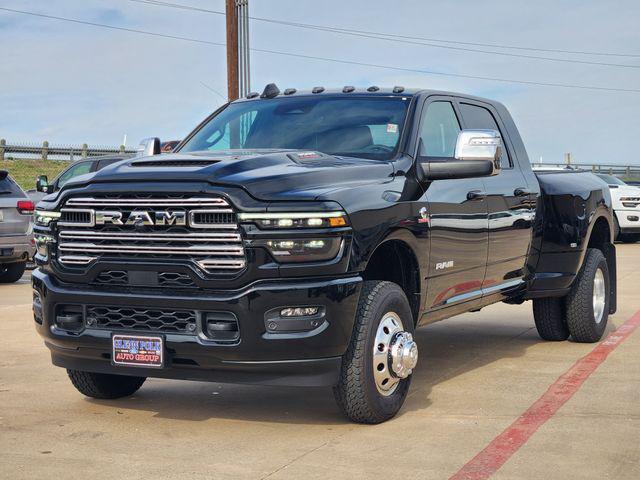 2026 RAM Ram 3500 RAM 3500 LARAMIE MEGA CAB 4X4 64 BOX