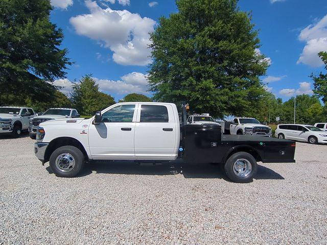 2026 RAM 3500 Chassis RAM 3500 TRADESMAN CREW CAB CHASSIS 4X4 60 CA