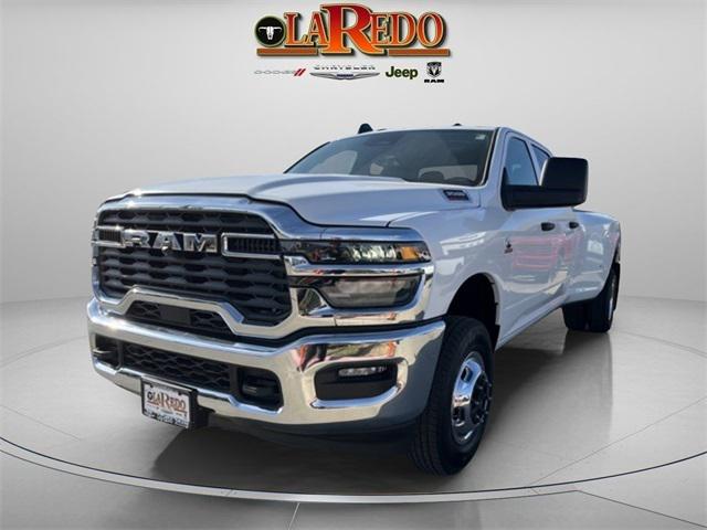 2026 RAM Ram 3500 RAM 3500 TRADESMAN CREW CAB 4X4 8 BOX