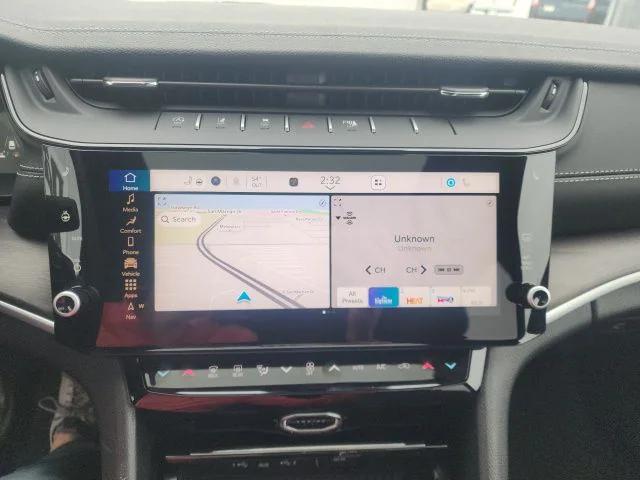 2026 Jeep Grand Cherokee GRAND CHEROKEE L LAREDO ALTITUDE 4X4