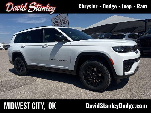 2026 Jeep Grand Cherokee GRAND CHEROKEE L LAREDO ALTITUDE 4X4