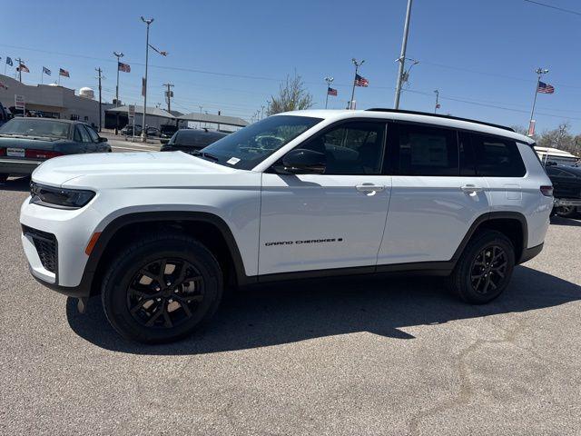 2026 Jeep Grand Cherokee GRAND CHEROKEE L LAREDO ALTITUDE 4X4