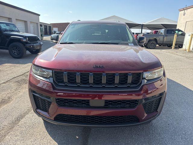 2026 Jeep Grand Cherokee GRAND CHEROKEE L LAREDO ALTITUDE 4X4