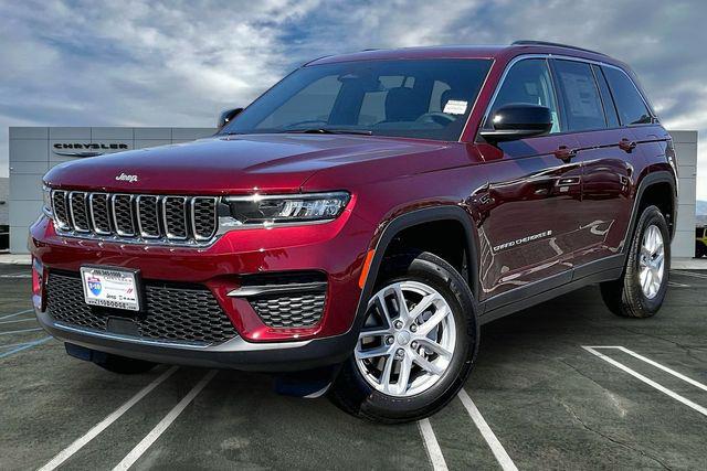 2026 Jeep Grand Cherokee GRAND CHEROKEE LAREDO X 4X4