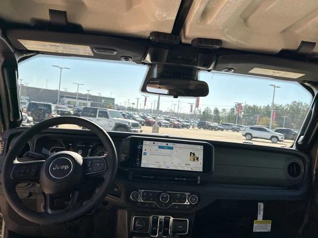 2026 Jeep Gladiator Sport