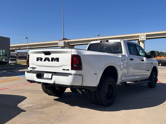 2026 Ram 3500 Lone Star Crew Cab 4x4 8' Box