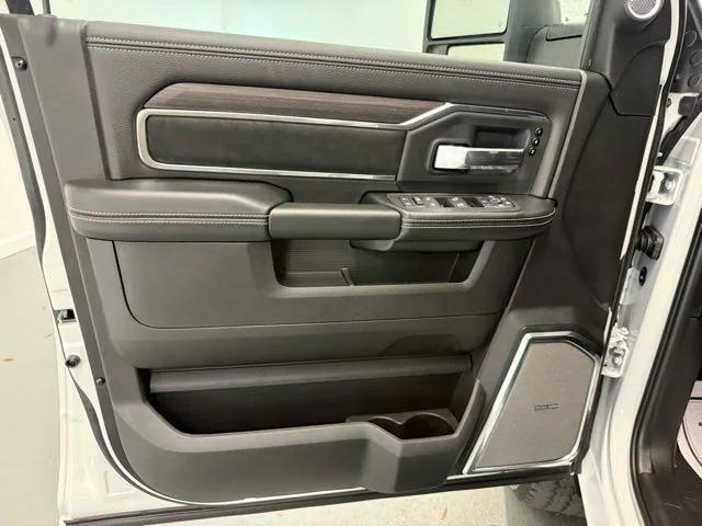 2026 Ram 2500 Laramie Mega Cab 4x4 64 Box