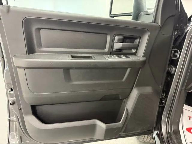2026 Ram 3500 Chassis Cab Tradesman/Big Horn