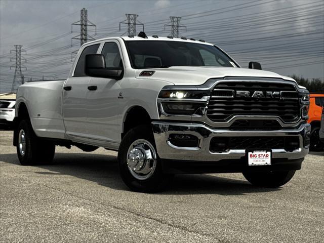 2026 RAM Ram 3500 RAM 3500 TRADESMAN CREW CAB 4X4 8 BOX