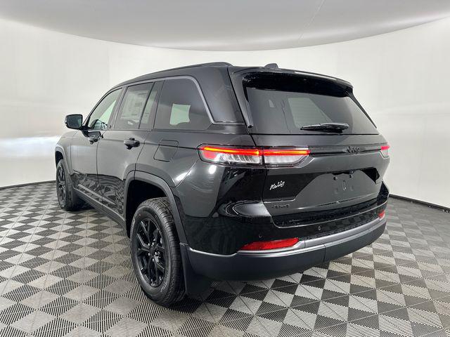 2026 Jeep Grand Cherokee Altitude 4x4