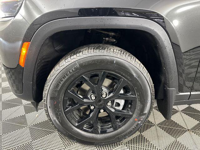 2026 Jeep Grand Cherokee GRAND CHEROKEE LAREDO ALTITUDE 4X4 2026 Jeep Grand Cherokee GRAND CHEROKEE LAREDO ALTITUDE 4X4