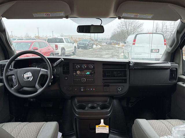 2025 GMC Savana Cutaway Work Van
