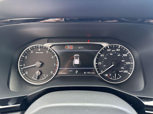 2026 Nissan Pathfinder SV