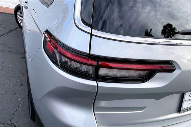 2025 Jeep Grand Cherokee L Laredo 4x2