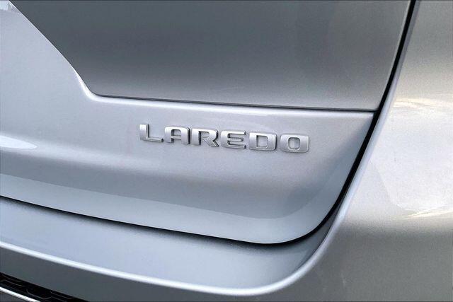 2025 Jeep Grand Cherokee L Laredo 4x2
