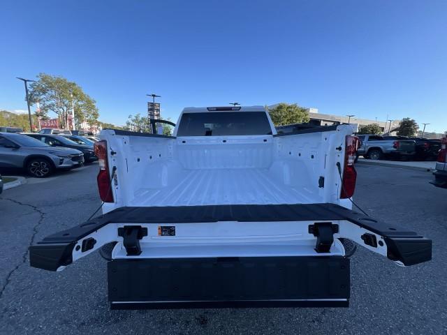 2026 Chevrolet Silverado 1500 2WD Crew Cab Short Bed Custom