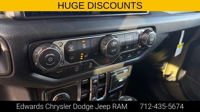 2026 Jeep Wrangler 4-Door Willys 4x4