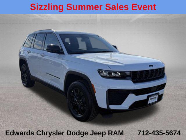 2026 Jeep Grand Cherokee Altitude 4x4 for sale in Council Bluffs, IA