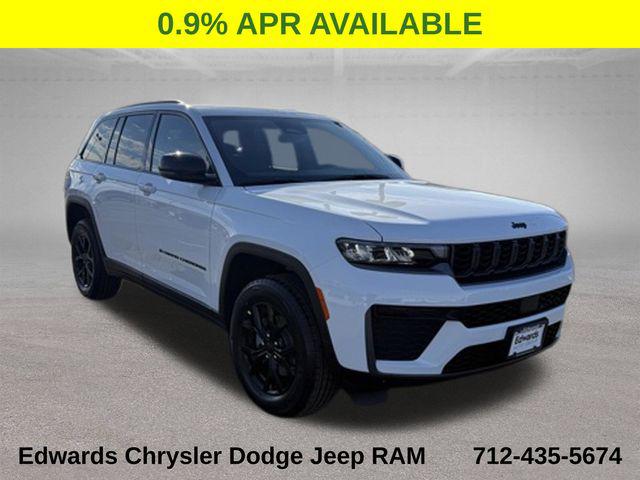 2026 Jeep Grand Cherokee Altitude 4x4 for sale in Council Bluffs, IA
