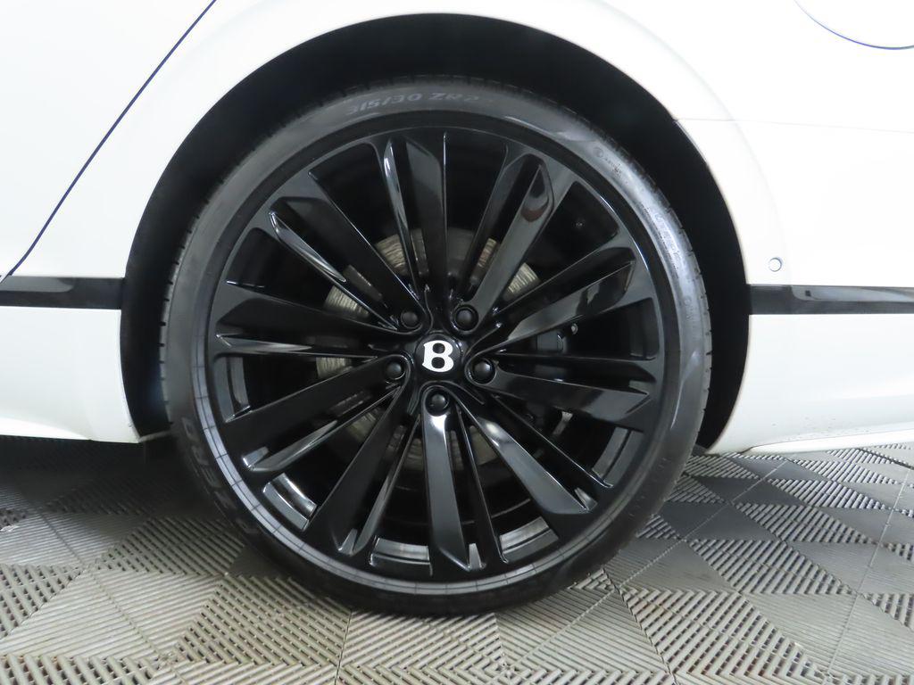2025 Bentley Flying Spur Speed - Photo 32