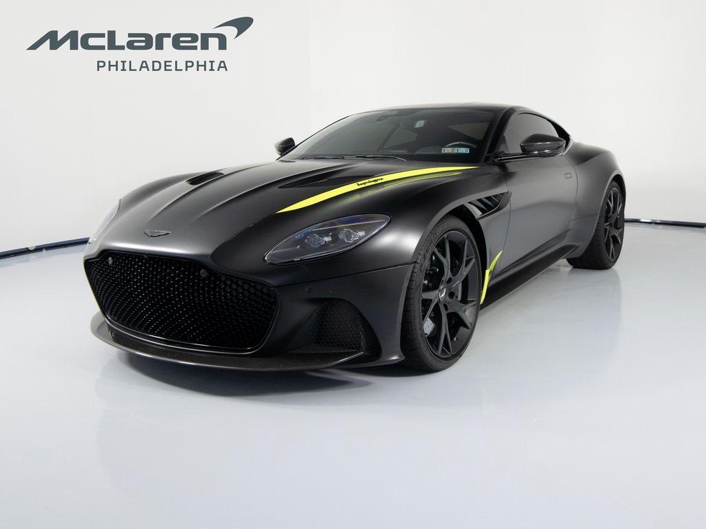 /2022 Aston-Martin DBS