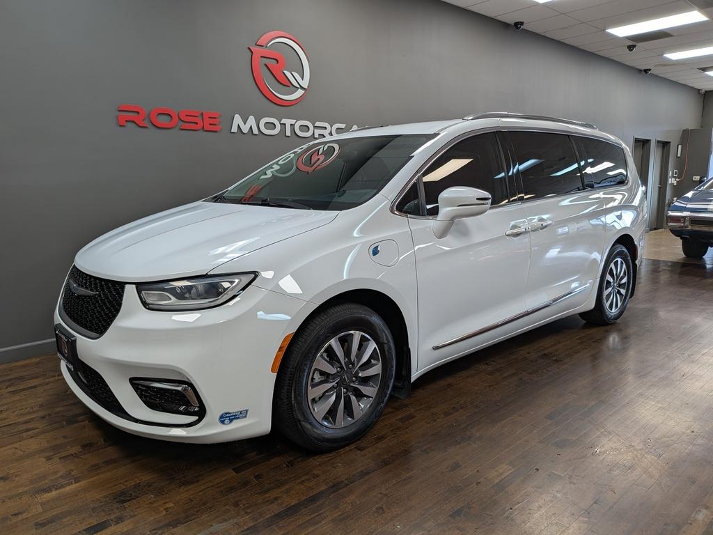 2021 Chrysler Pacifica Hybrid Touring FWD