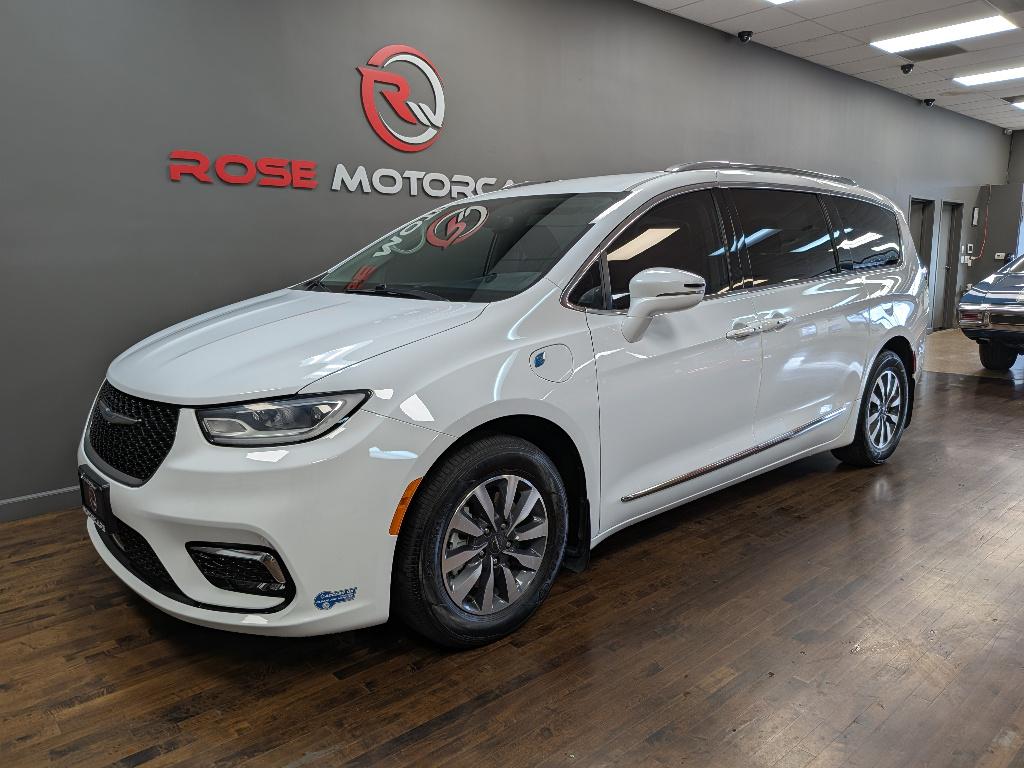 2021 Chrysler Pacifica Hybrid Touring FWD