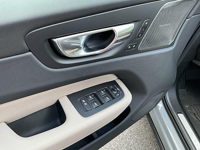 2026 Volvo XC60 Plug-In Hybrid Plus, T8 AWD Electric/Gasoline, Dark