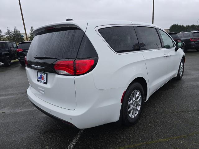 2026 Chrysler Voyager LX