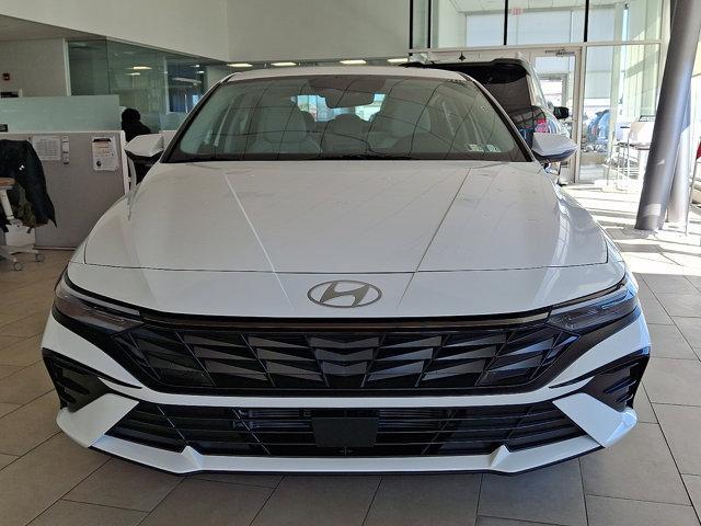 2025 Hyundai Elantra Hybrid Limited