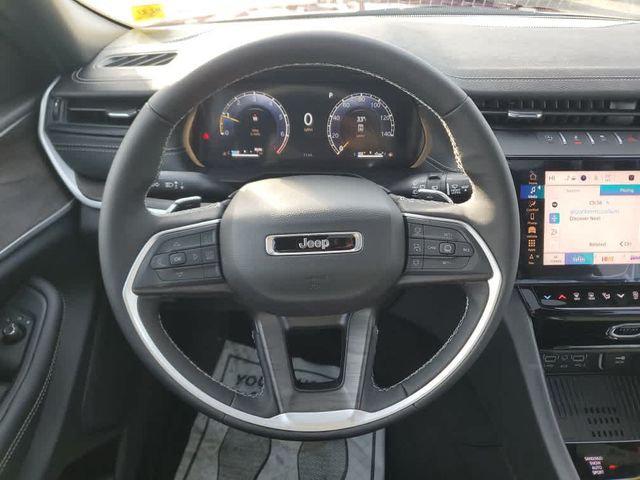 2026 Jeep Grand Cherokee Altitude 4x4
