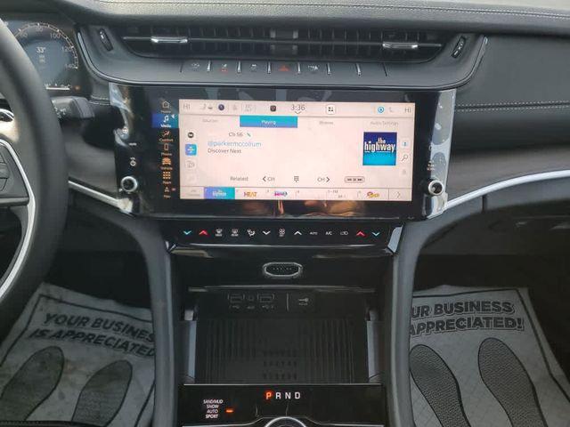 2026 Jeep Grand Cherokee Altitude 4x4