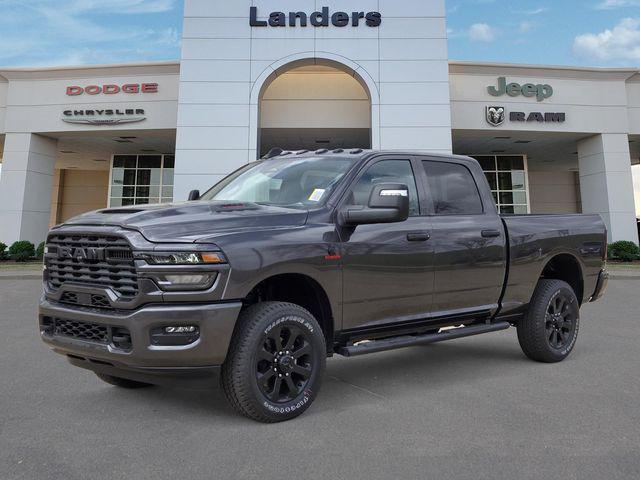 2026 RAM Ram 2500 RAM 2500 BLACK EXPRESS CREW CAB 4X4 64 BOX