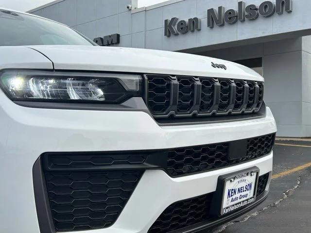 2026 Jeep Grand Cherokee Altitude 4x4