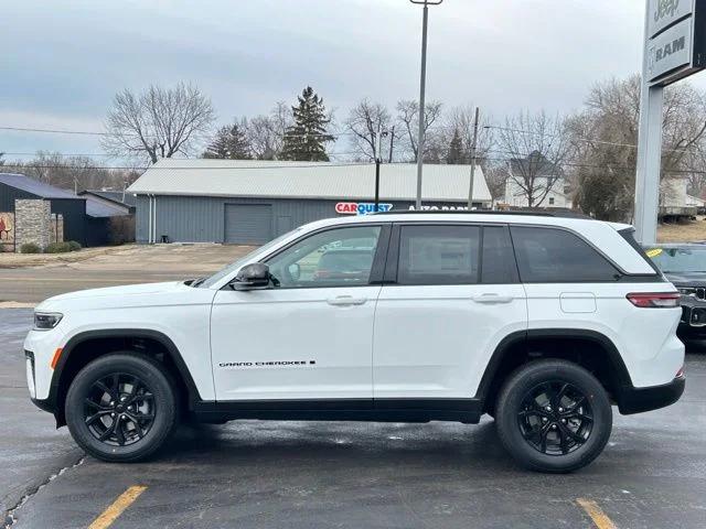 2026 Jeep Grand Cherokee Altitude 4x4