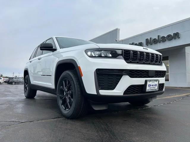 2026 Jeep Grand Cherokee Altitude 4x4