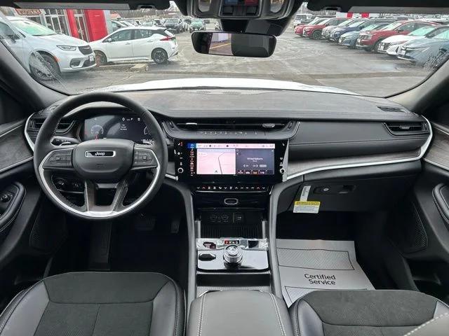 2026 Jeep Grand Cherokee Altitude 4x4